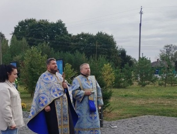 Акафіст на чеcть свята Покрова Пресвятої Владичиці нашої Богородиці і Приснодіви Марії